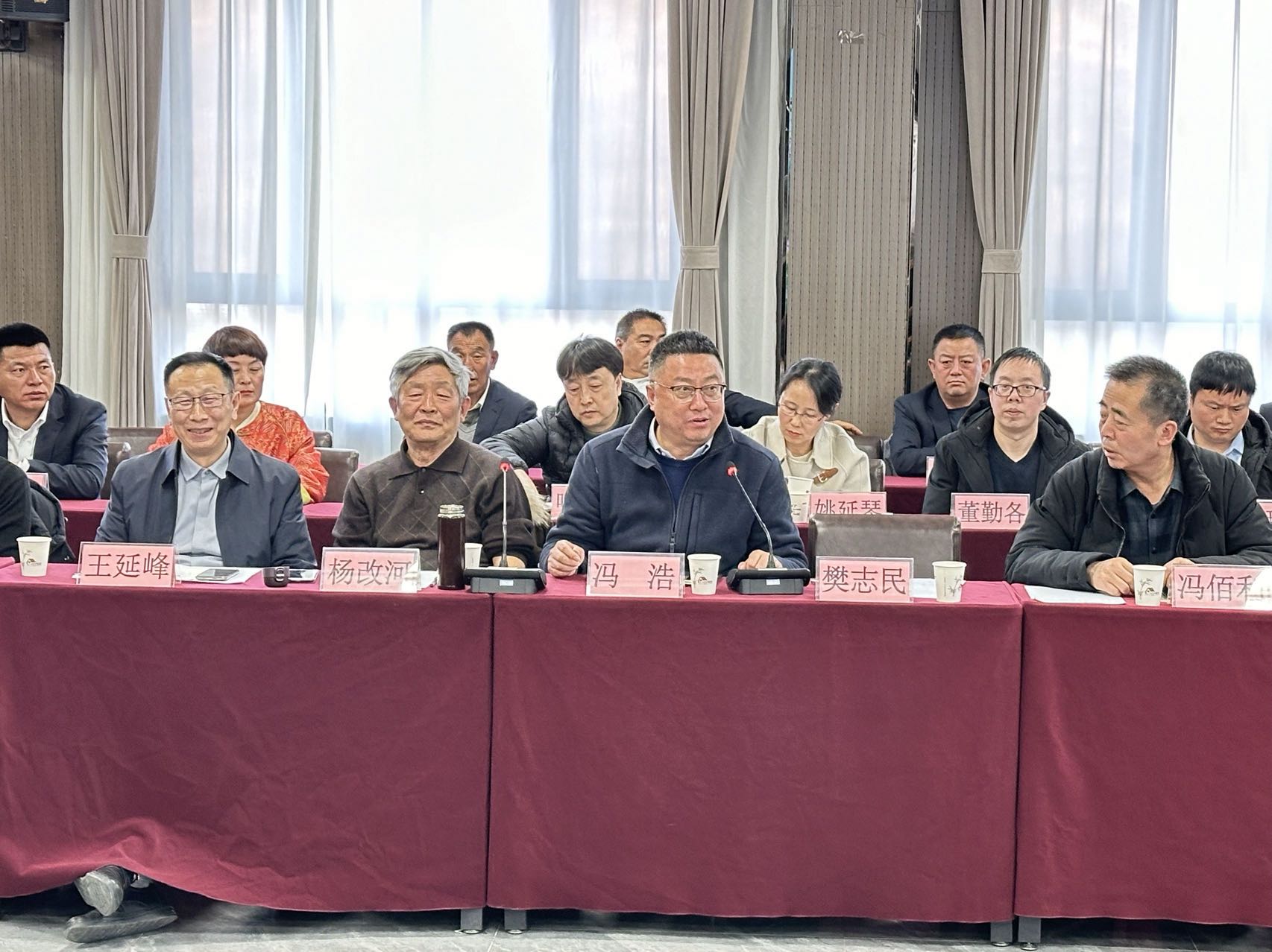 山侖院士工作站組織延安河莊坪鎮(zhèn)鄉(xiāng)村振興調(diào)研與座談
